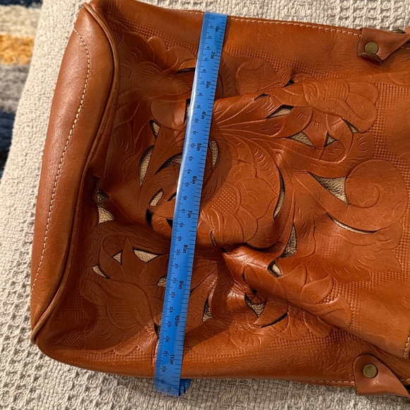 Patricia Nash Tan Leather Crossbody Bag - Picture 7 of 9